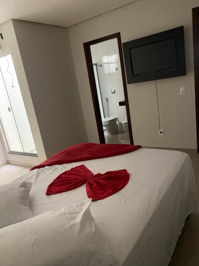 Hotel คริสตาลินา ภายนอก รูปภาพ